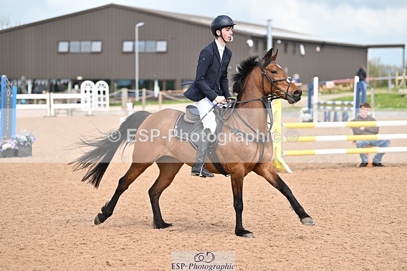 240506A-114220-08572 - Cls 4 Blue Chip Pony Newcomers & 1m Open