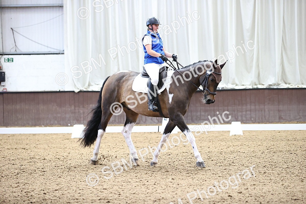 SBM_000496 - Novice 4 Warm Up