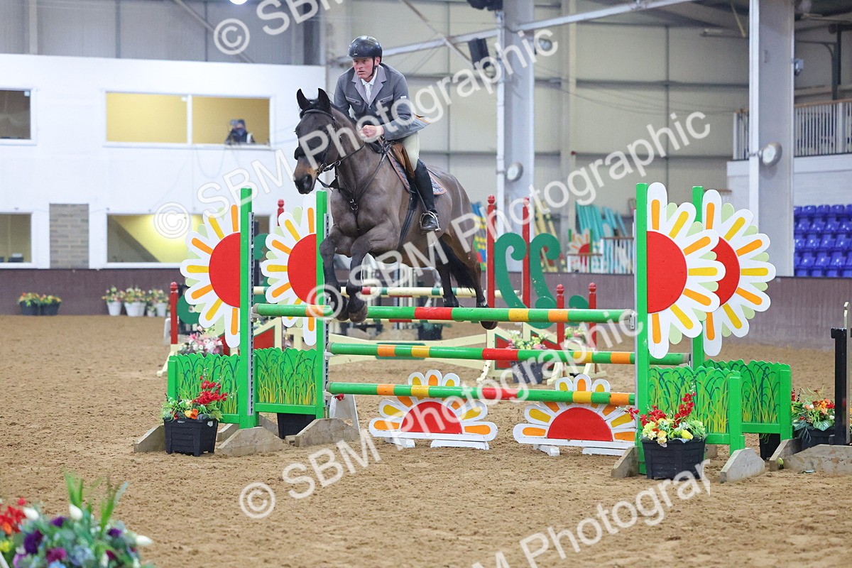 SBM_008826 - Class 22  - Senior Newcomers/ 1.10m Open - First Round (1.10m)