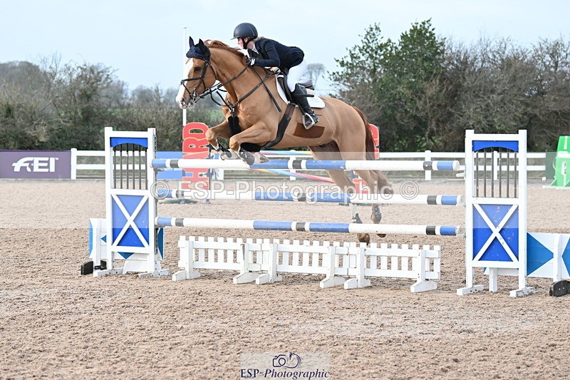 231208A-134257-00976 - Cls 6 Foxhunter & 1.20m Open