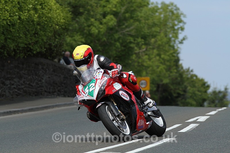 Dave Moffitt - Bennetts.co.uk Lightweight TT