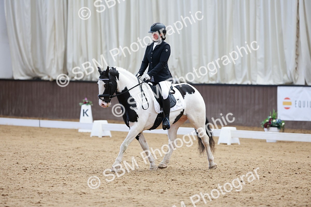 SBM_007223 - Class 6b - Novice 6 - 8.56-9.24