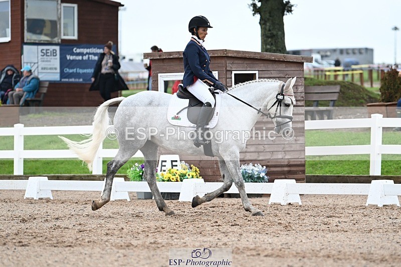 250907-121742-08290 - 010-Donna.HarrisKylah