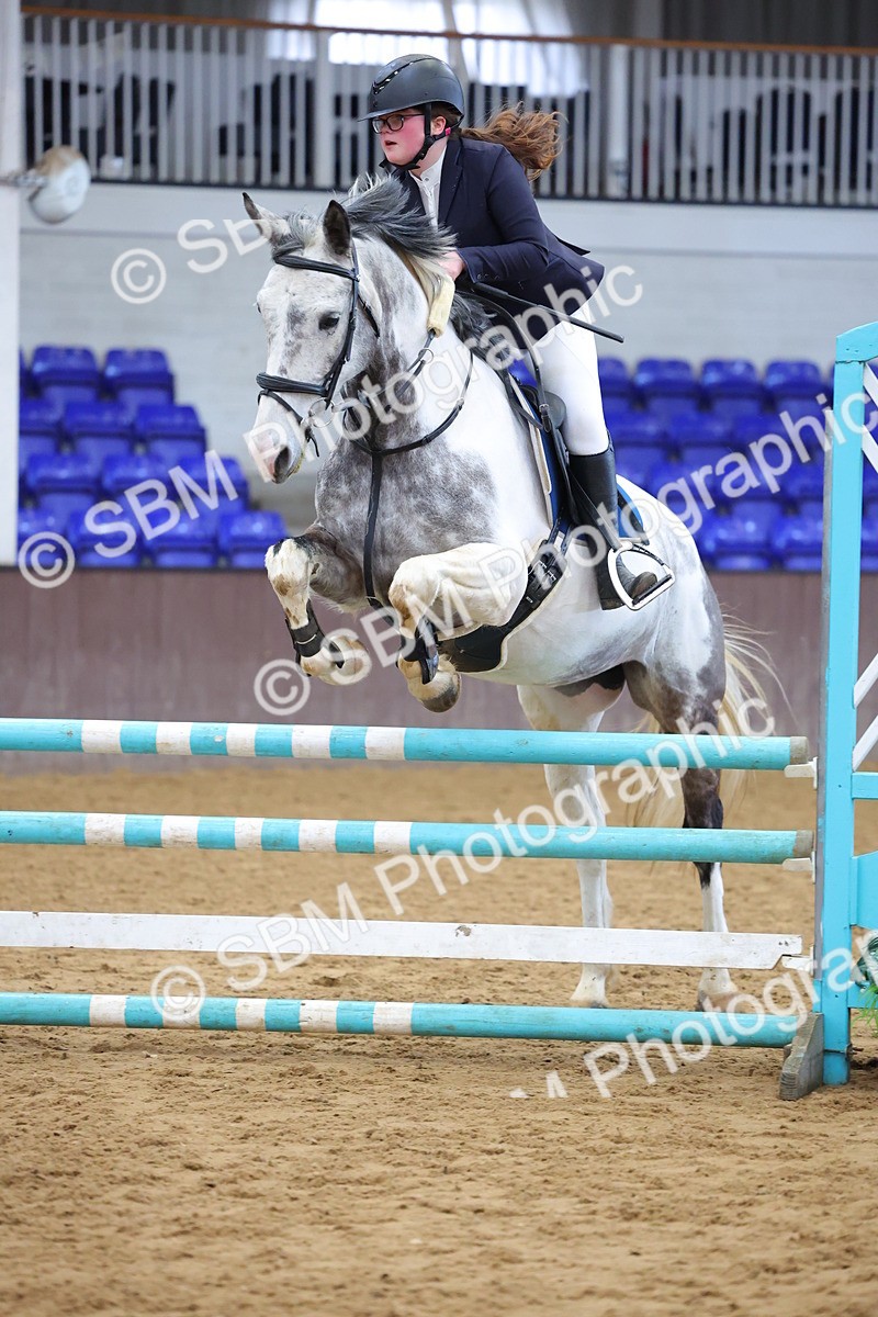 SBM_009592 - Class 20 - Senior British Novice/ 90cm Open - First Round (0.90m)