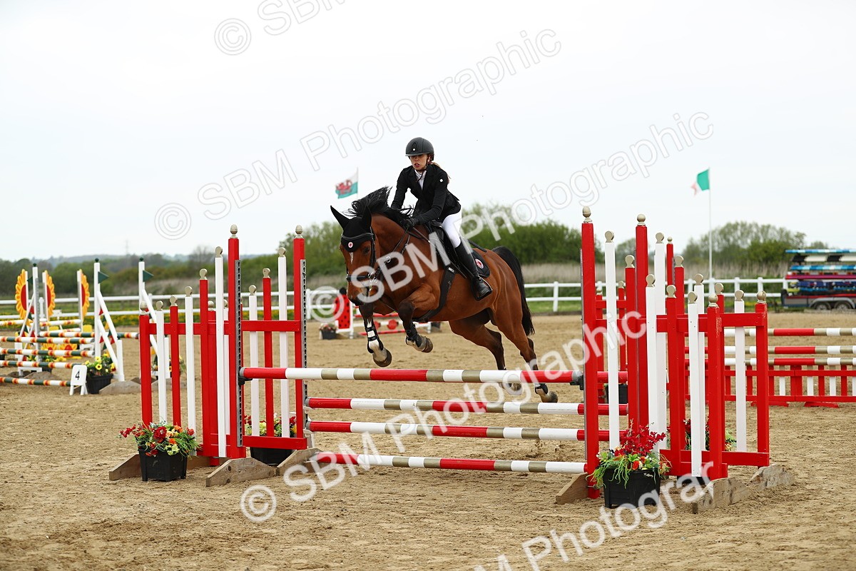 SBM_000395 - Class 2 - Senior British Novice 90cm