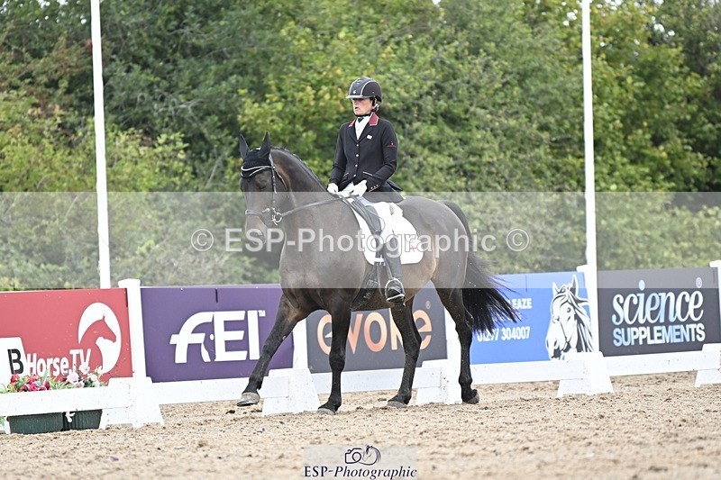 250907-140922-08656 - 100-Adele.RonchettiFamily.Affair