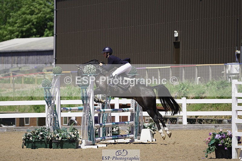 230624A-142752-01860 - Cls 25 Pony Newcomers & 1m Open