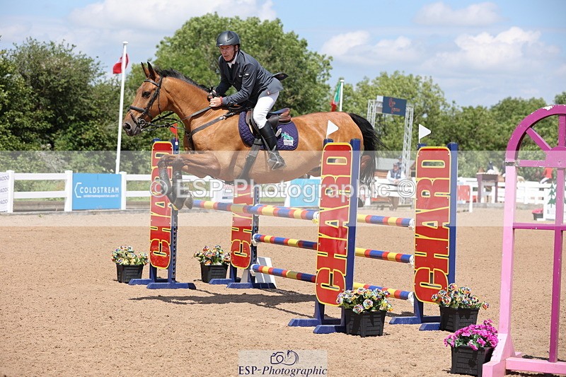 240718A-123904-05144 - Cls 9, 1 Star Bronze Tour 1.10m