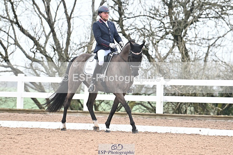 250216-101512-04582 - 213-Martyn.Humphrey-Isabeau.May