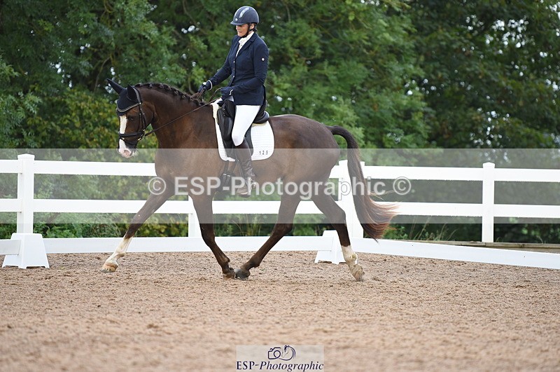 230912A-101716-00299 - Cls 5 Novice 39