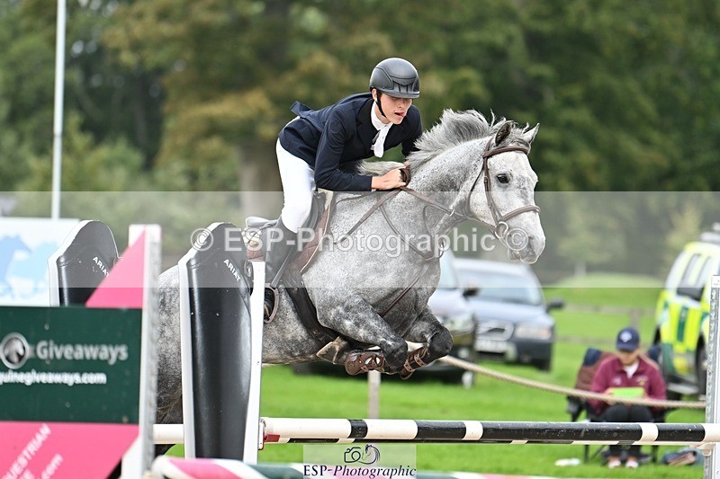 230930-123403-00519 - Cls 5 Pony Foxhunter & 1.10m Open