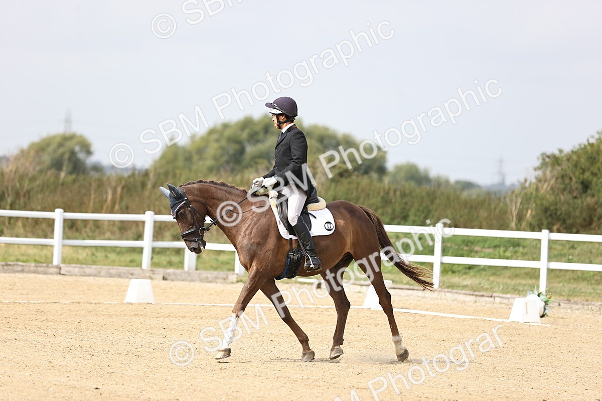 SBM_017372 - Class 14 - Novice 23 - 13.52-14.55