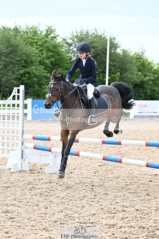 240611A-171550-00493 - 70cm