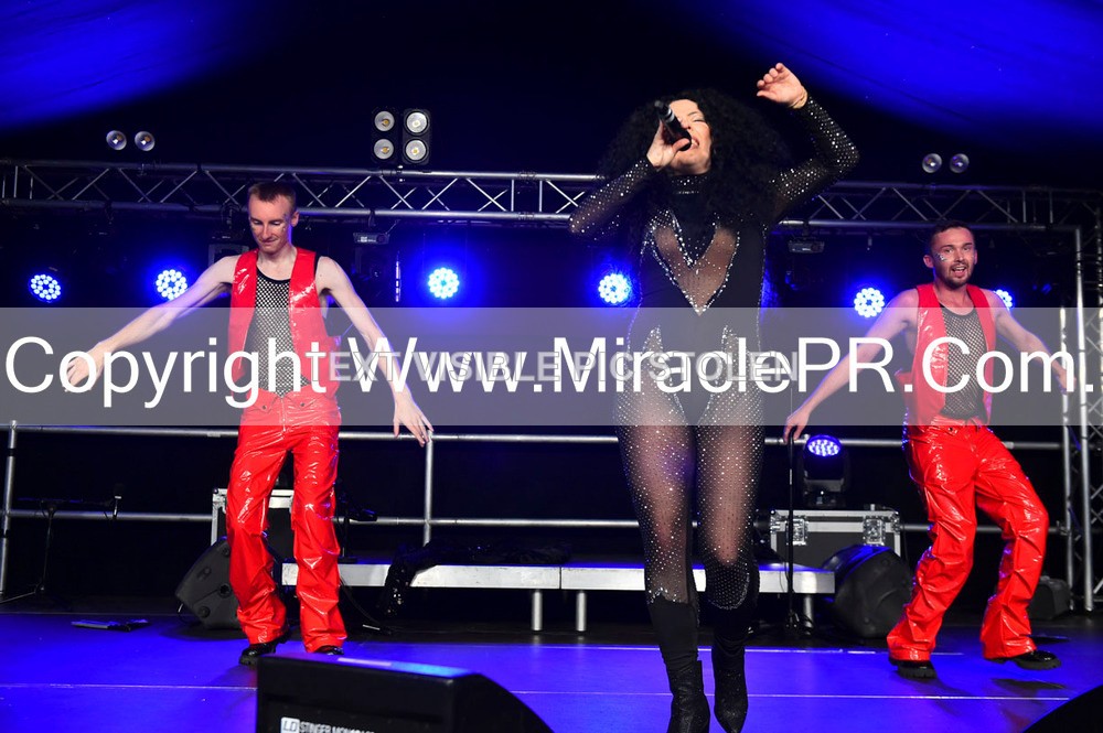 SH4_6551 - The Cher Experience
