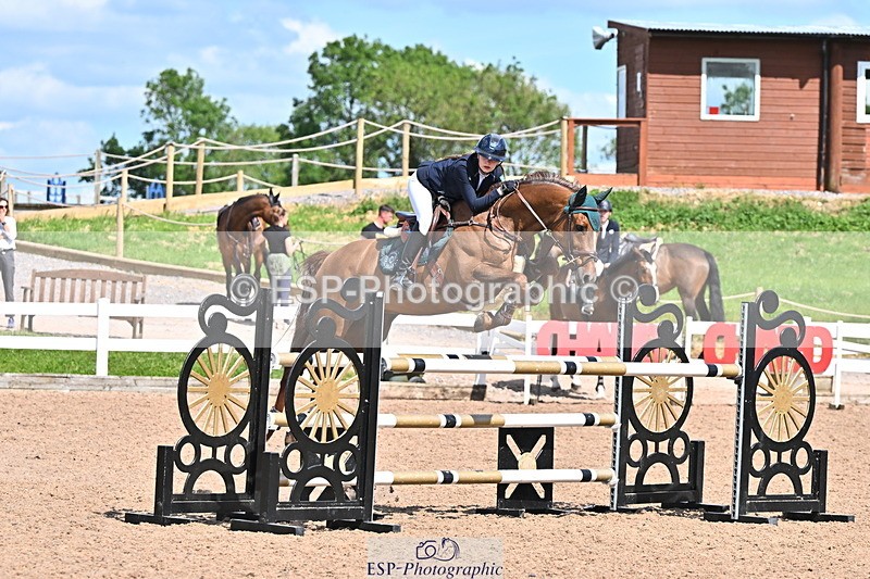 240619A-155929-01076 - Cls 5 Snr Foxhunter and 1.20m Open