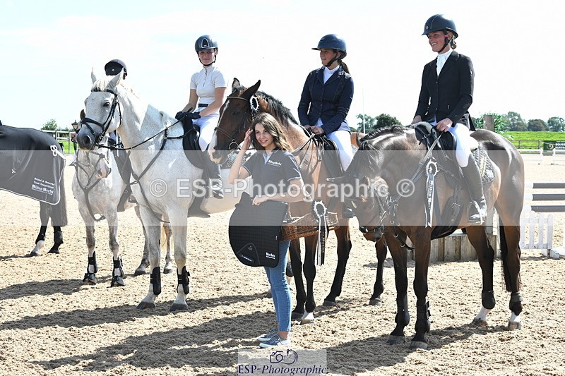 230903A-134725-04888 - Cls 15B U21 Intro 1m