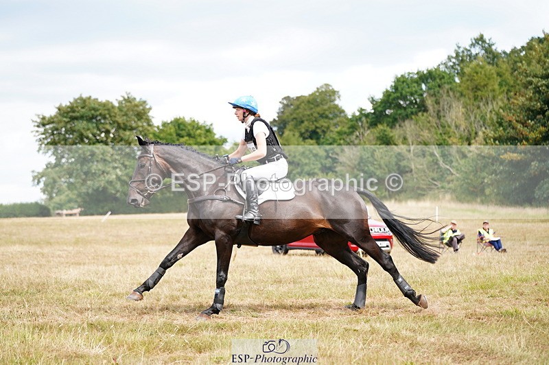 250802A-145816-05571 - F-266-Lorna.Peaster-CASTLE.HOWARD.SPRITE