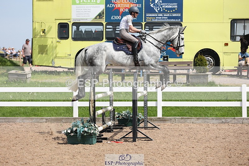 240510A-144925-07878 - Cls 17 1.05m National Am Quali