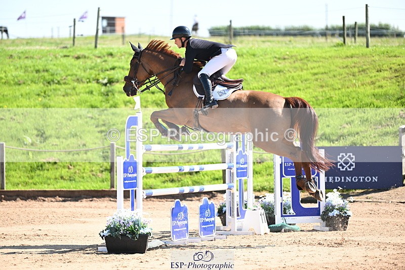 240718A-102541-04504 - Cls 1, 3 Star Small Tour 1.35m