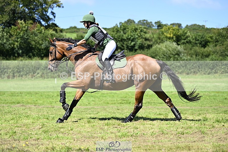 240811A-141940-04525 - 153-