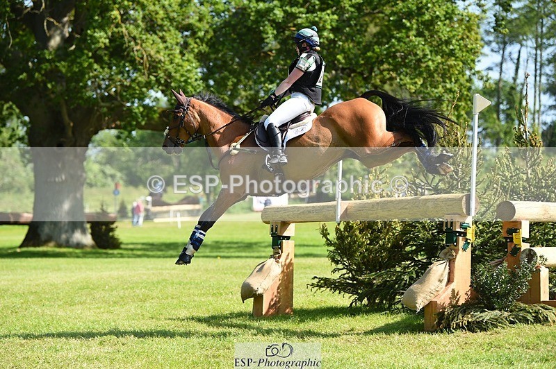 230527-095440-08451 - 206-MEXICAN_WAVE-Daisy_Bathe-XC