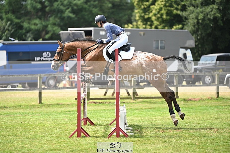 250704A-111427-07197 - Cls 25 Snr British Novice and 90cm