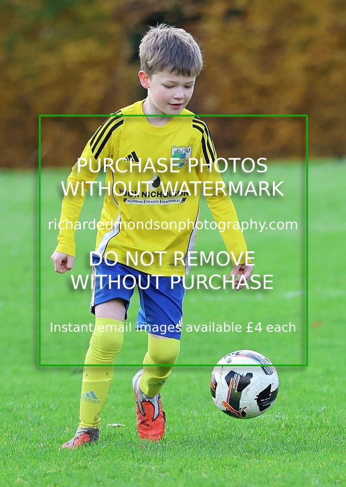 533A3194 - Kendal Utd U8's vs Sedbergh Wanderers Juniors U8 (8/11/25)