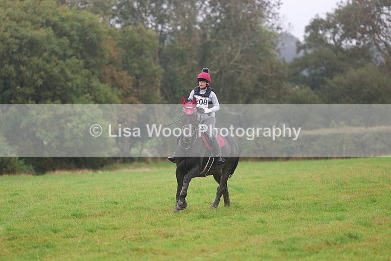 3E7A1472 - Class 2: 70cm: Half Roll Top