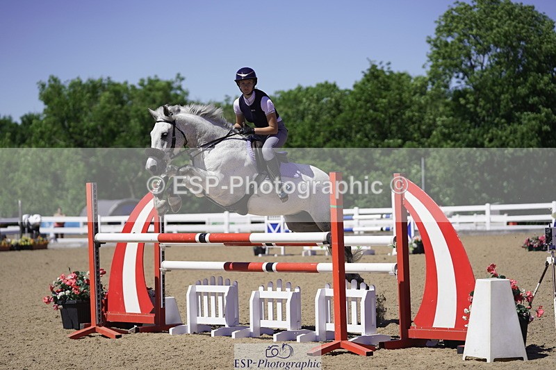 230624A-151918-02192 - Cls 26 Pony Foxhunter & 1.10m Open
