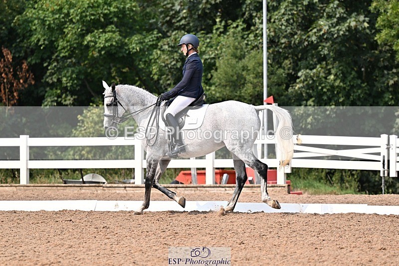 250816-145157-05472 - 149-Sophie.HawkeRAINBOW.DREAM