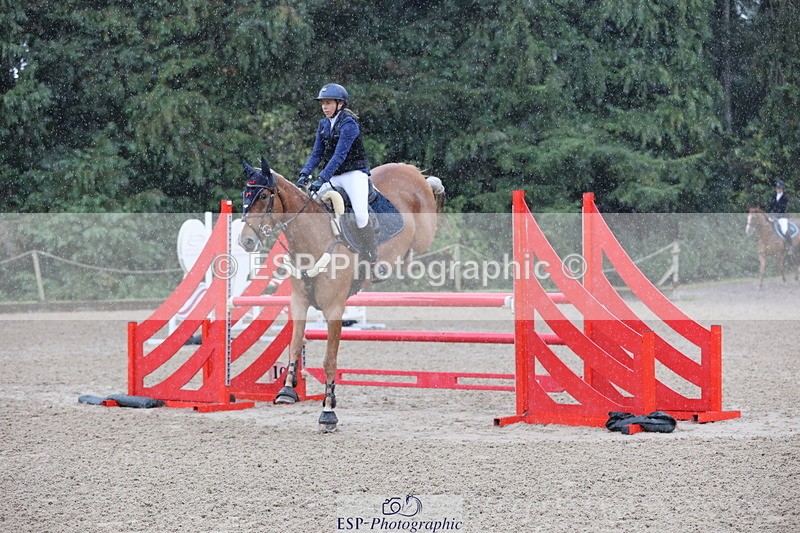 250831A-121915-10165 - Cls 42 Snr 1m Grand Prix