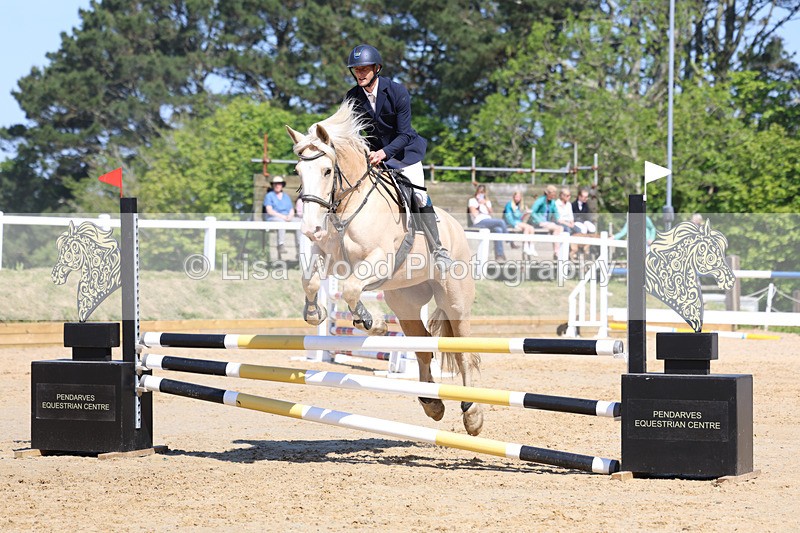 3E7A5442 - Class 4: Senior BN/90cm open