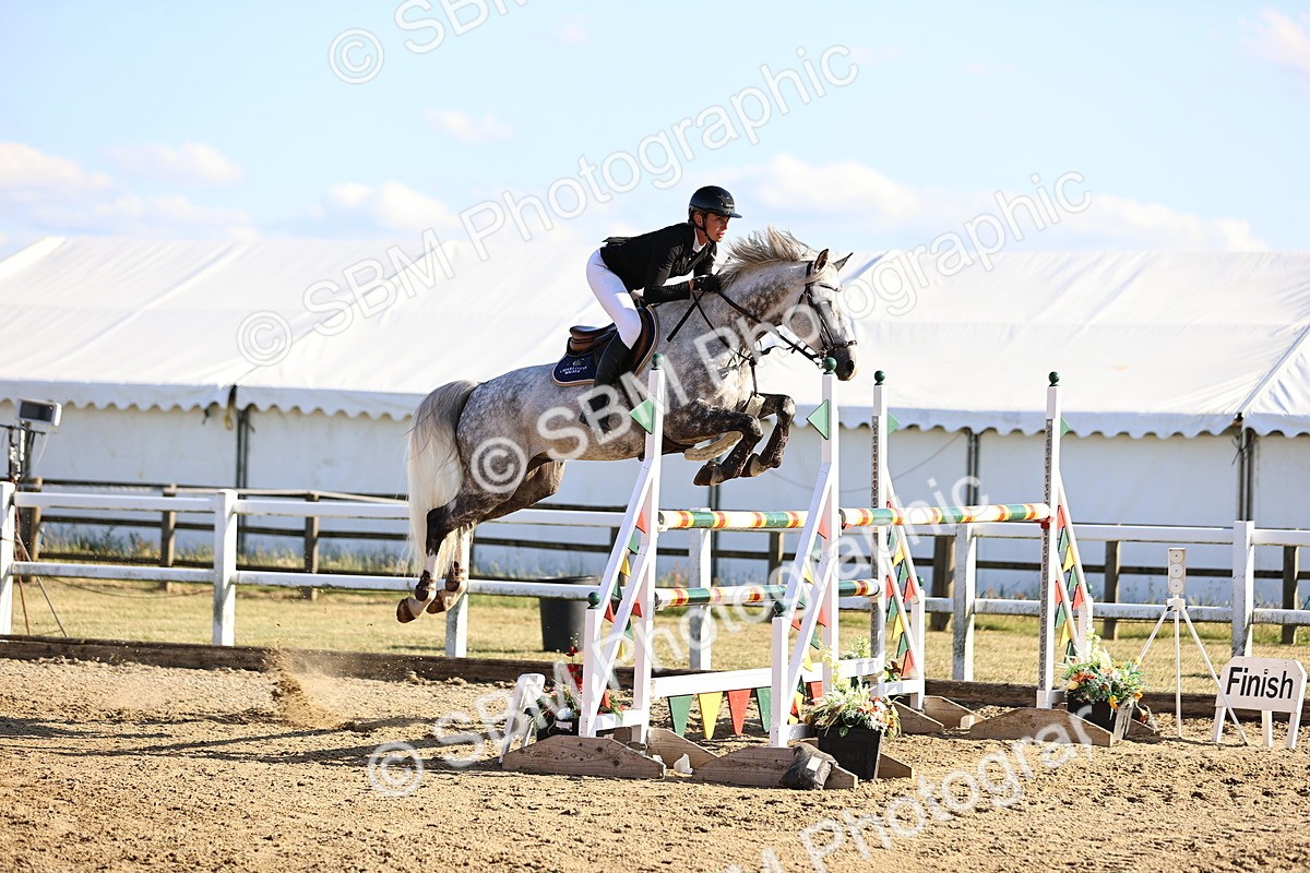 SBM_015922 - Class 18 - Senior 1.35m Open