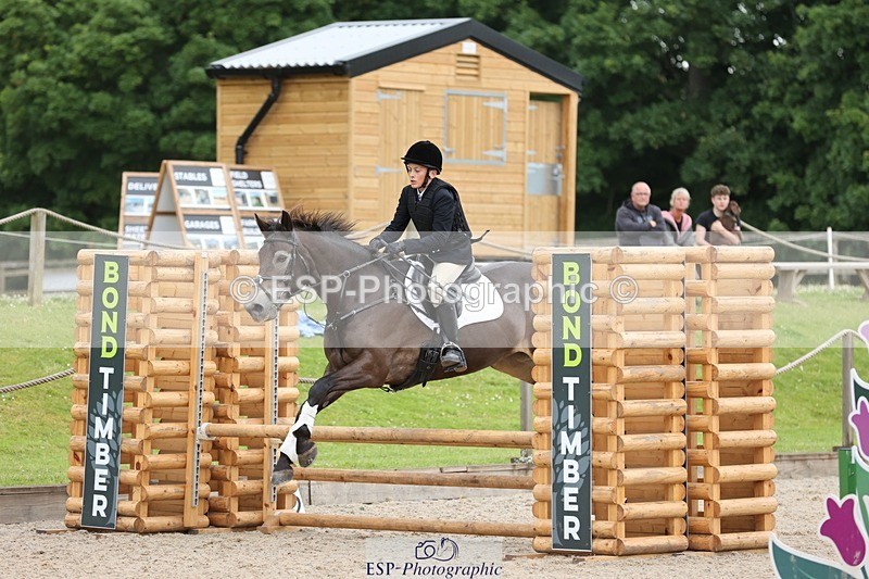 240615-161154-02246 - Cls 9&10 Club and Schools 70cm