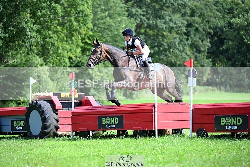 240803-150824-07745 - 183-Amelia_Hendy-WHISTLEDOWN_STAR