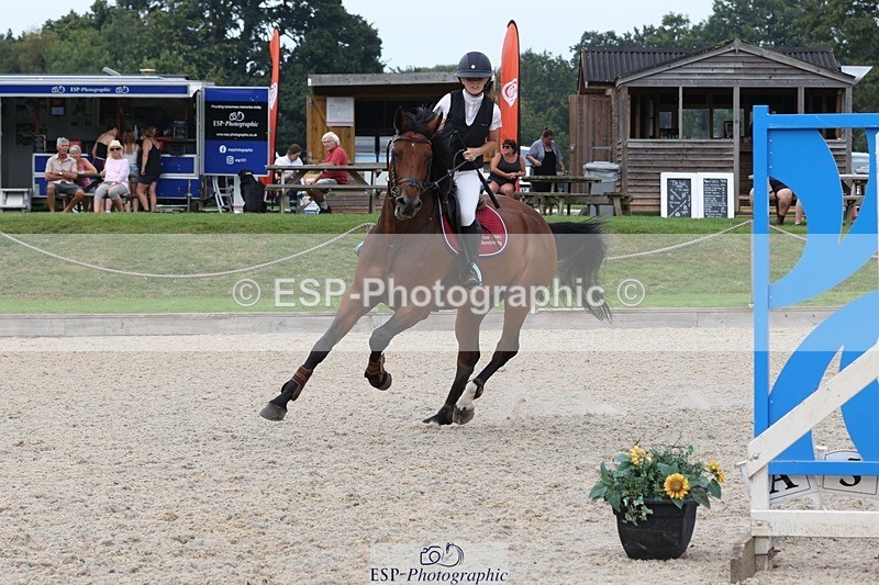 230908-155652-02685 - Cls 8 Snr 1.05m Open