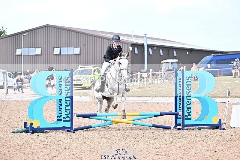 250826-153300-00135 - Clear Round and 60cm