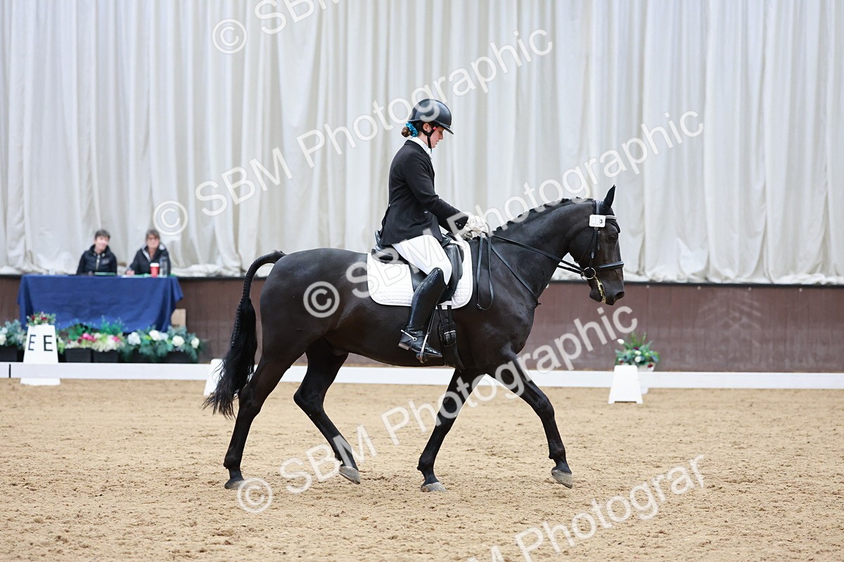 SBM_009915 - Class 6b - Novice 6 - 12.40-13.43