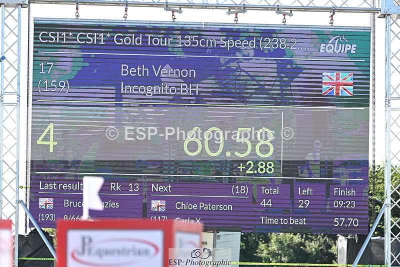 240719A-083109-09325 - Cls 18, 1 Star Gold Tour 1.35m