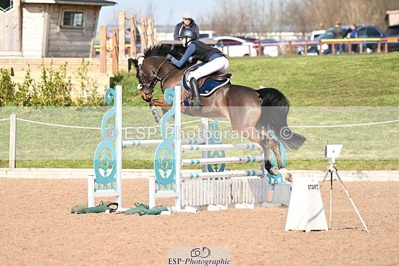 250309-124600-04641 - Cls 9 Pony Foxhunter and 1.10m