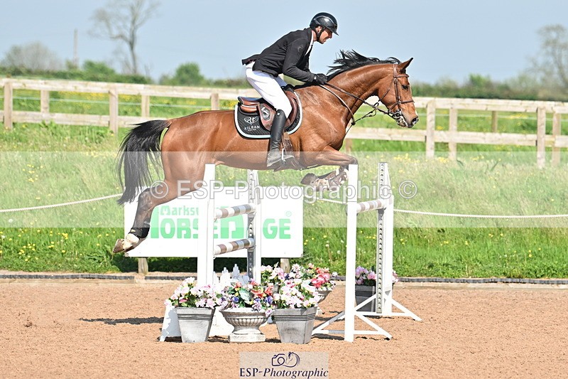 240512A-161031-19722 - Cls 51 Foxhunter