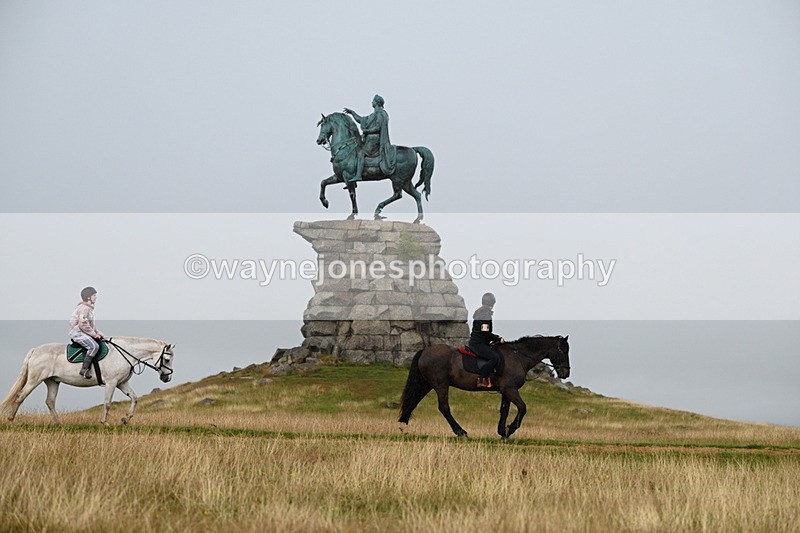 DSC_4007 - Time at Statue 14:56 to 15:05