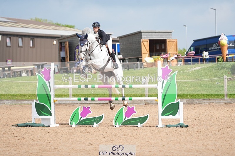 260508-101426-04806 - Cls 12 Snr Foxhunter