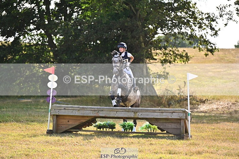 250803A-165351-16872 - R-803-Harriet.Tilling-DAROG'S.DANCER