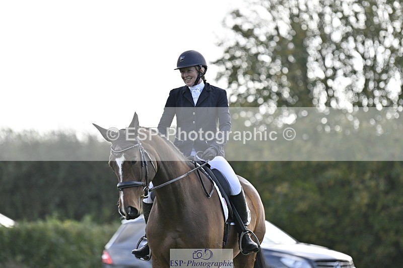 241025-133141-09482 - 378-Fern.Hordern-SHES.ALL.THAT