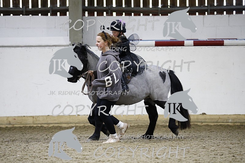 _T0A0589 - Class 1 Cross poles