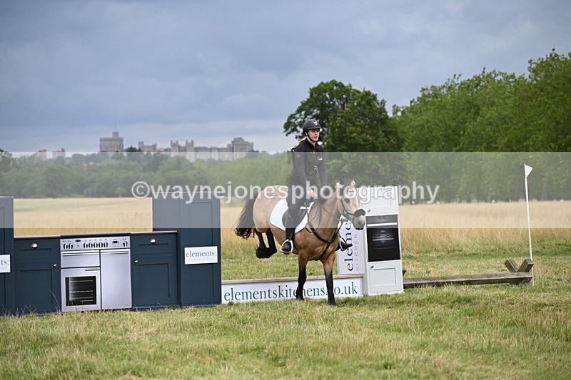 WJ6_2926 - Time at Jump 11:06 to 11:40