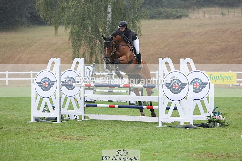 250830A-132148-06647 - Cls 16 Snr Newcomers and 1.10m Open