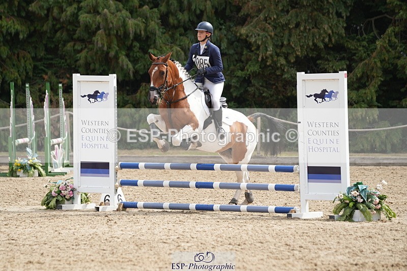 250824A-121621-35907 - 2085-Izabelle.Woodman