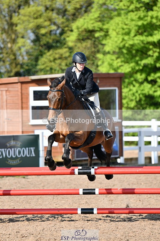 240512A-085445-17013 - Cls 39 British Novice and 90cm Open